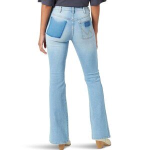 Wrangler Patch Pocket Flare Malibu